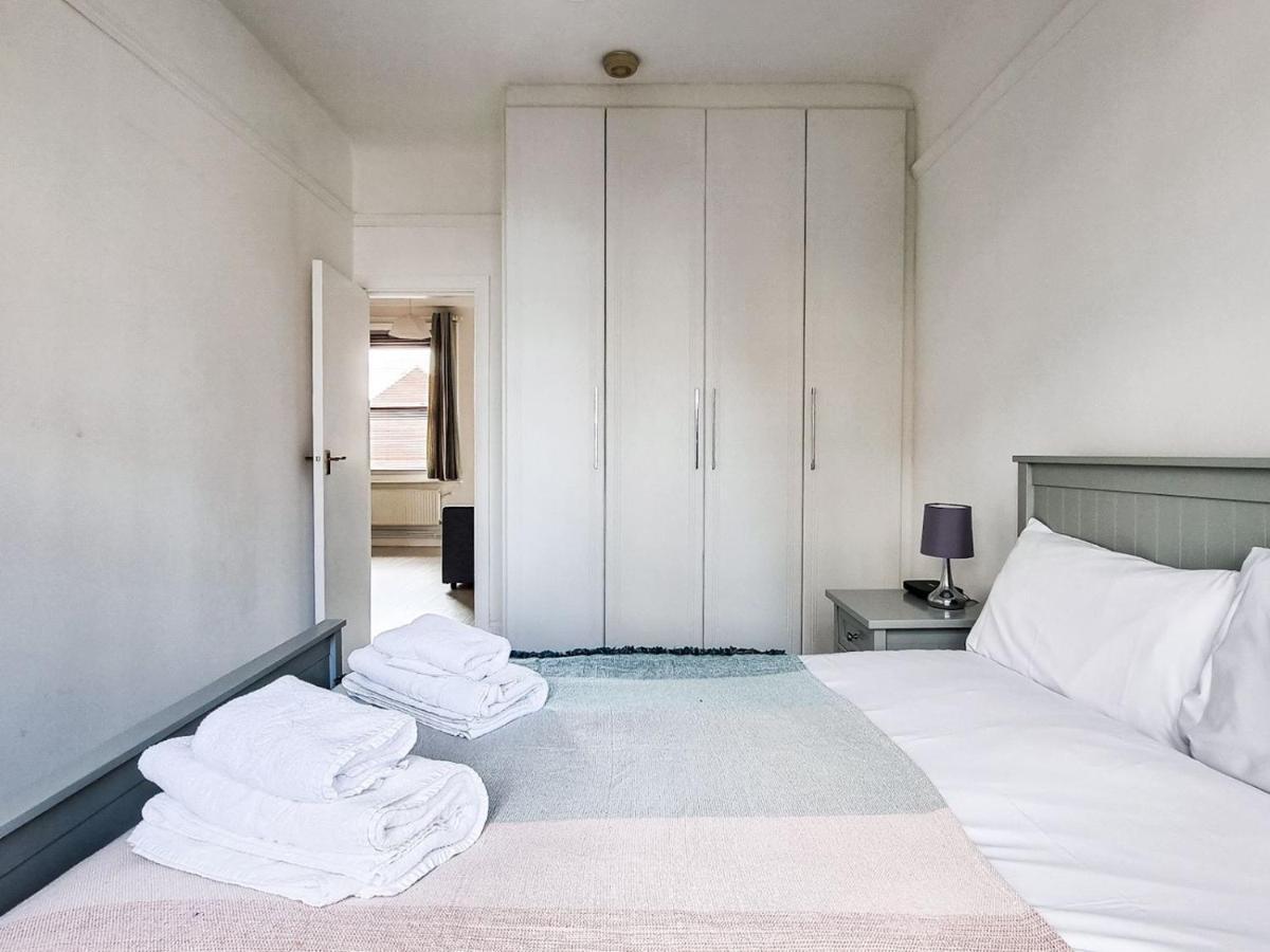 Apartament Pass The Keys Wimbledon Hideaway Londyn Zewnętrze zdjęcie