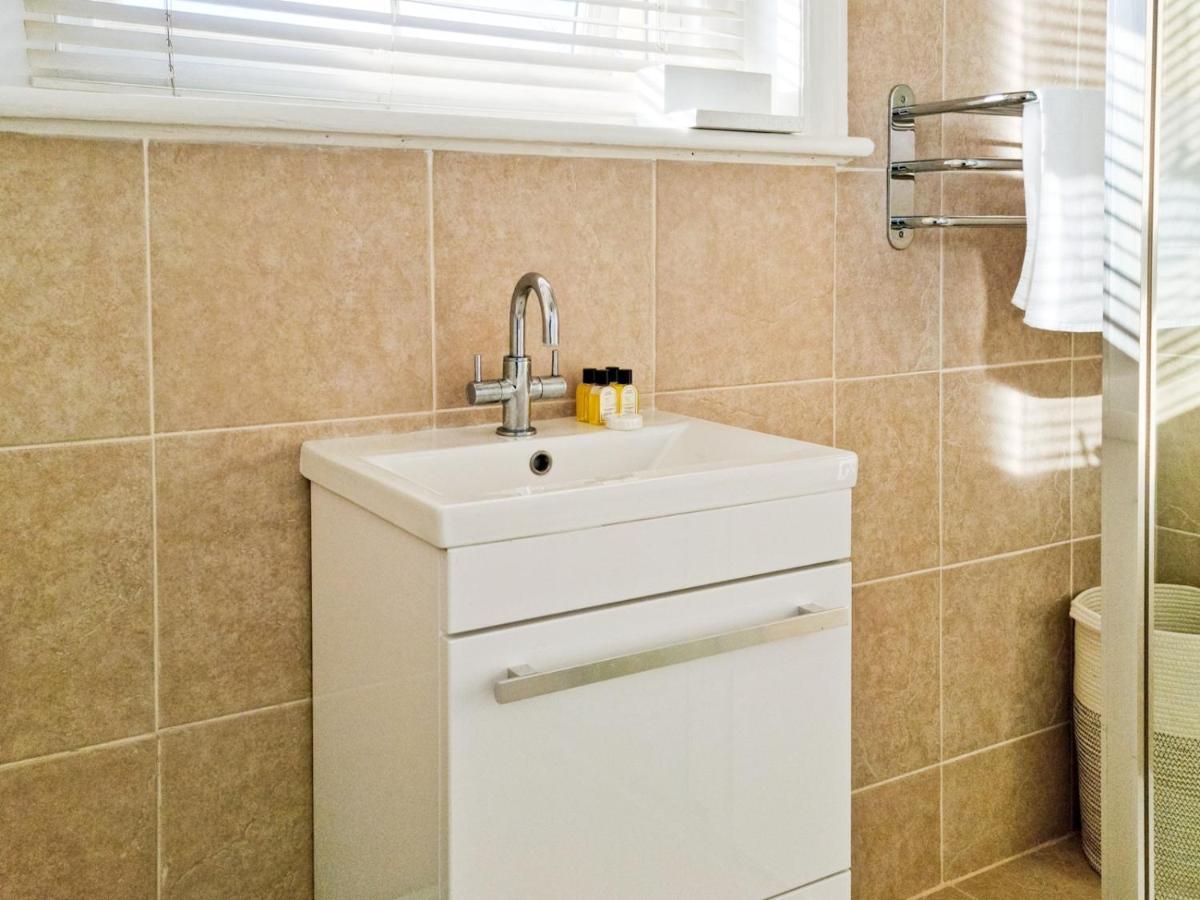 Apartament Pass The Keys Wimbledon Hideaway Londyn Zewnętrze zdjęcie