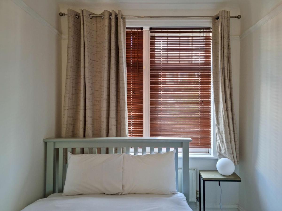 Apartament Pass The Keys Wimbledon Hideaway Londyn Zewnętrze zdjęcie