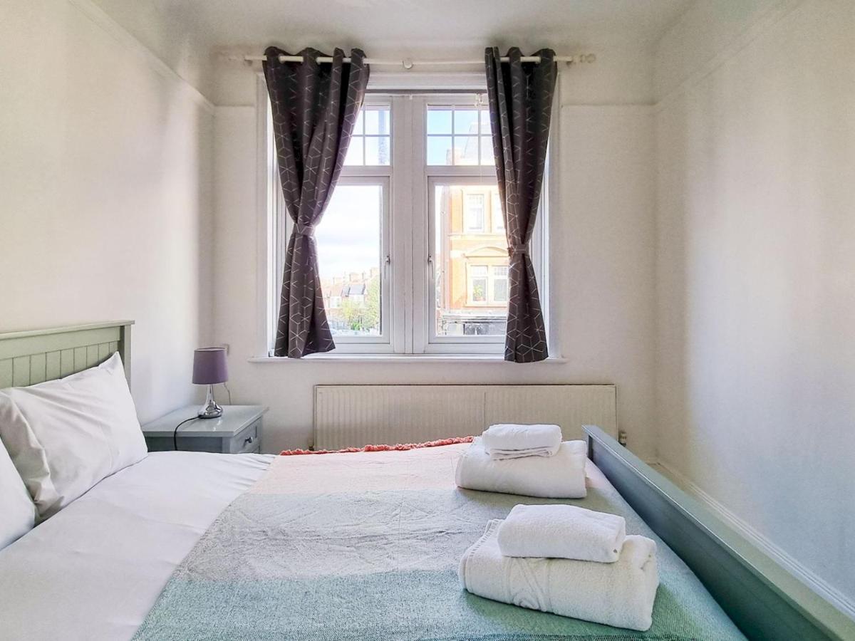Apartament Pass The Keys Wimbledon Hideaway Londyn Zewnętrze zdjęcie
